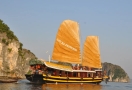 Îlot de Trong Mai dans la baie d'Halong