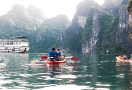Kayak à la baie d'Halong