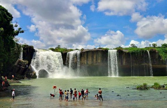 Avis 5 Jours à Pleiku Kon Tum Buon Ma Thuot En Petit Groupe De Cairon Avis 5 Jours à Pleiku Kon Tum Buon Ma Thuot En Petit Groupe De Cairon