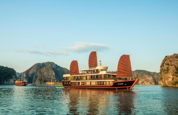 Baie Lan Ha 2 Jours En Croisière Cozy Boutique: Avis De Famille De Mme GUILLARD Baie Lan Ha 2 Jours En Croisière Cozy Boutique: Avis De Famille De Mme GUILLARD