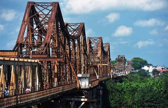 Que Voir à Hanoi ? Visitez Le Pont Long Bien Hanoi, Vietnam Que Voir à Hanoi ? Visitez Le Pont Long Bien Hanoi, Vietnam