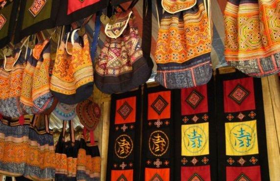 Shopping à Sapa Vietnam : Quels Souvenirs à Acheter Après Le Voyage ? Shopping à Sapa Vietnam : Quels Souvenirs à Acheter Après Le Voyage ?