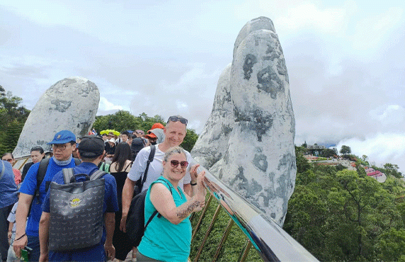 Avis Sur Circuit En Famille En 5 Jours: Visite Phong Nha - Hue - Da Nang Avis Sur Circuit En Famille En 5 Jours: Visite Phong Nha - Hue - Da Nang