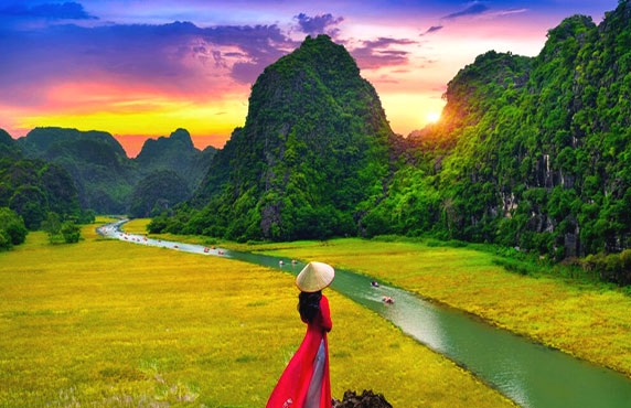 Que Faire à Ninh Bình ? Une Visite Alentour Par Bateau Ninh Bình Que Faire à Ninh Bình ? Une Visite Alentour Par Bateau Ninh Bình