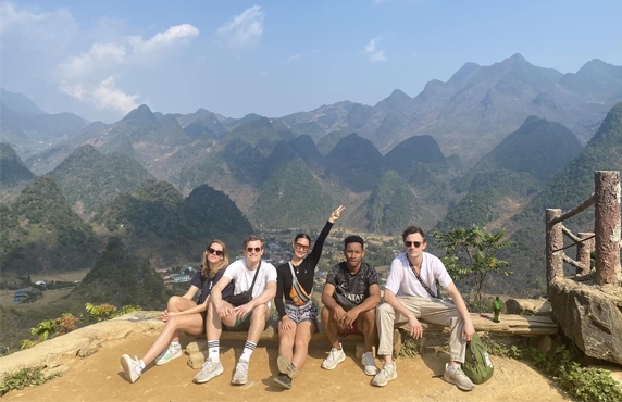 Découvrez Le Vestige Du Fort De Ba Khe Au Village De Ba Khe, Yen Bai Vietnam Découvrez Le Vestige Du Fort De Ba Khe Au Village De Ba Khe, Yen Bai Vietnam