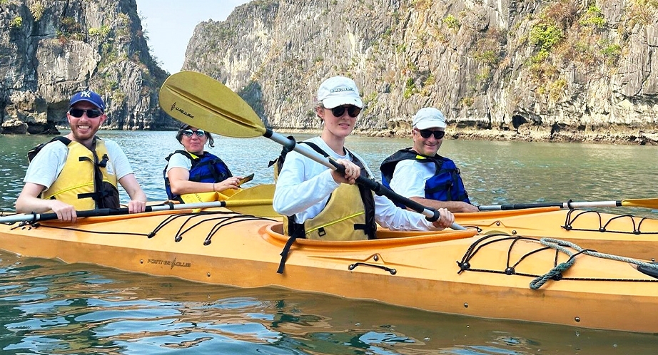 Croisière à la baie d'Halong