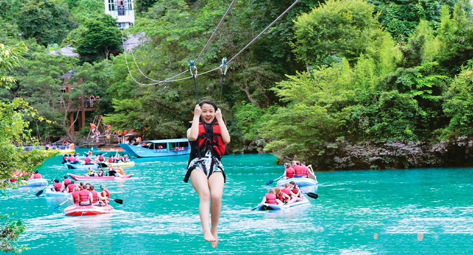Tyrolienne (Zip-line ride) à Phong Nha Ke Bang