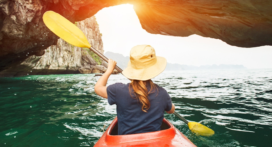 Kayak à la baie d'Halong