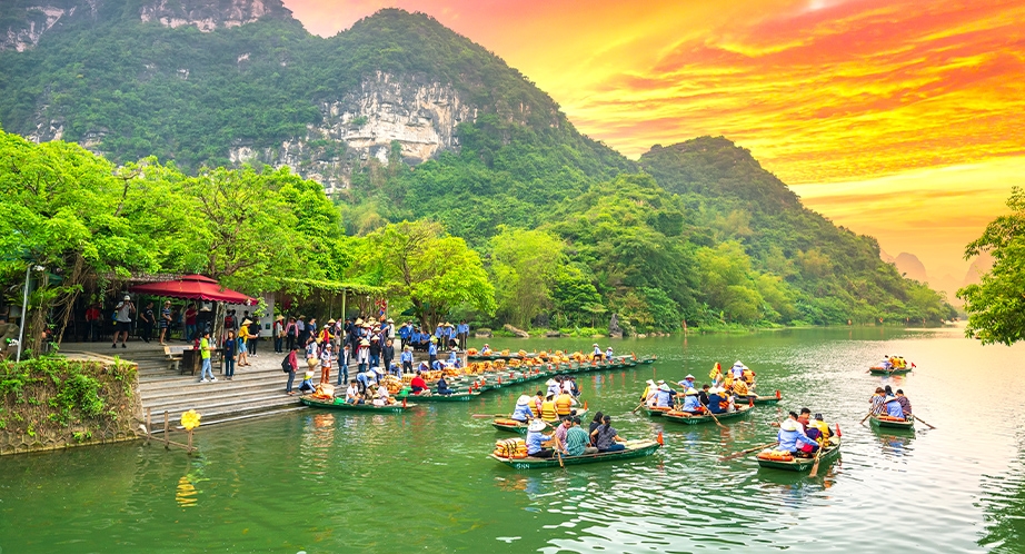 Croisière en barque à Thung Nham (Ninh Binh)