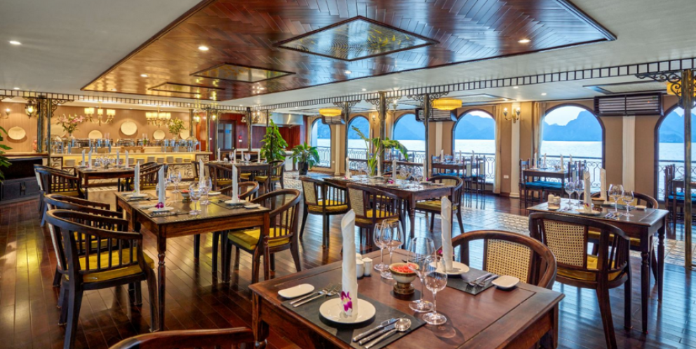 La salle à manger d'Indochine Cruise