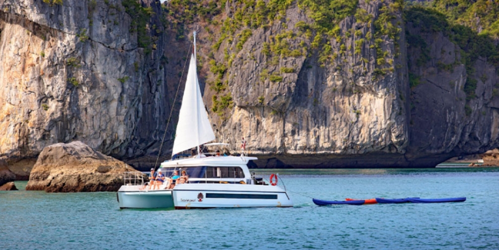 découverte-autour-en-catamaran