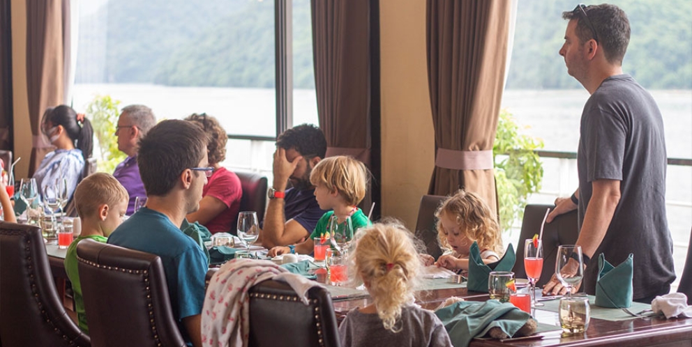 profitez-des-repas-à-bord