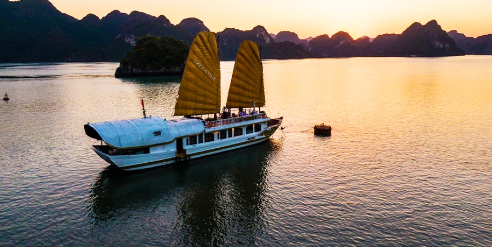 Valentine Jonque Croisière Baie d'Halong