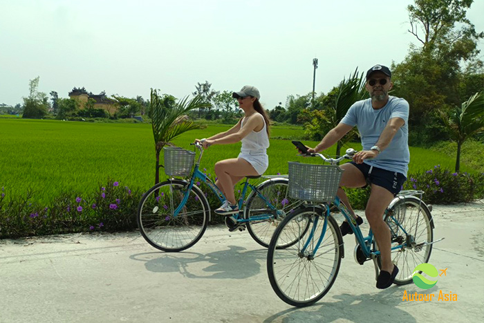 Faire une balade à vélo à Hoi An