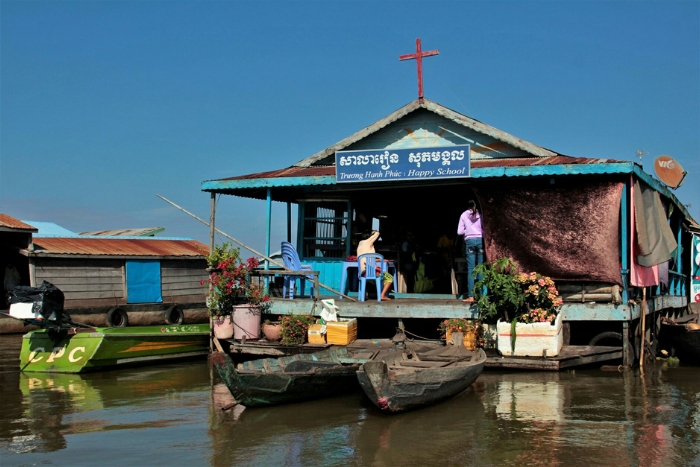 Le village flottant à Kampong Chhnang, Cambodge