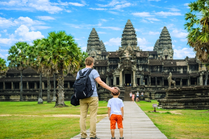 Explorer Angkor Wat en famille grâce à des offres de voyage adaptées