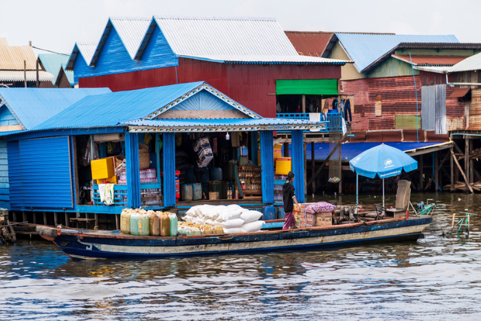 Ne manquez pas une excursion sur le lac Tonlé Sap pour explorer les villages flottants des habitants locaux