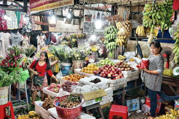 Visitez Phsar Leu, le marché central de Sihanoukville dans l'itinéraire 5 jours à Sihanoukville