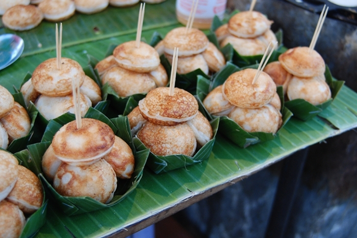 Khao Nom Kok (Petits gâteaux de coco)
