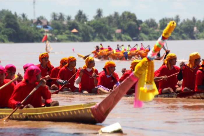 Que voir au Laos? La fête des pirogues 