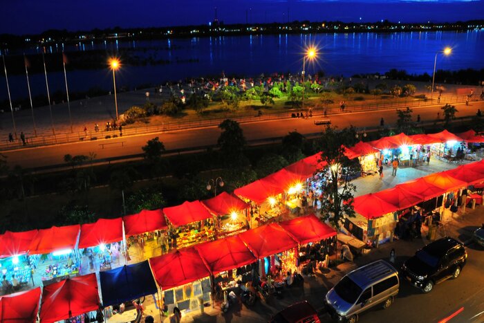 Découvrir du marché nocturne de Vientiane