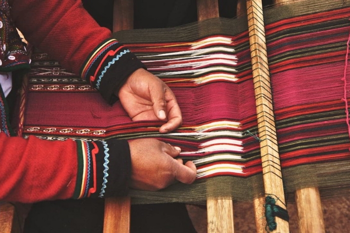  Ban Nong Bouathong – Le village du tissage traditionnel 