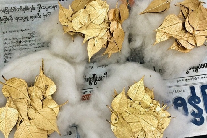 Que faire en Birmanie en juin ? Découvrir la fabrication de feuilles d'or à Mandalay