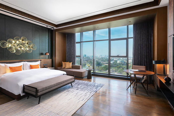 Chambre au Wyndham Grand Yangon Hotel