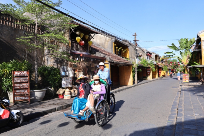 Hoi An au centre Vietnam avec la beauté paisible 