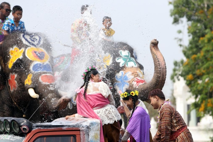 Que faire à Ayutthaya ? Découvrir le Songkran
