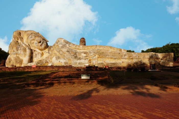 Wat Lokayasutharam et son célèbre Bouddha couché