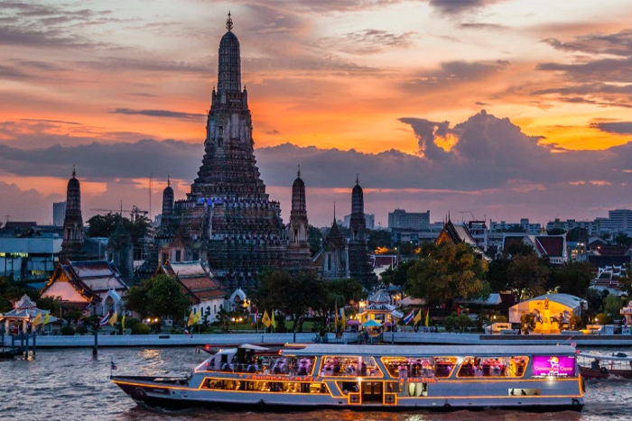 Croisière paisible sur la rivière Chao Phraya