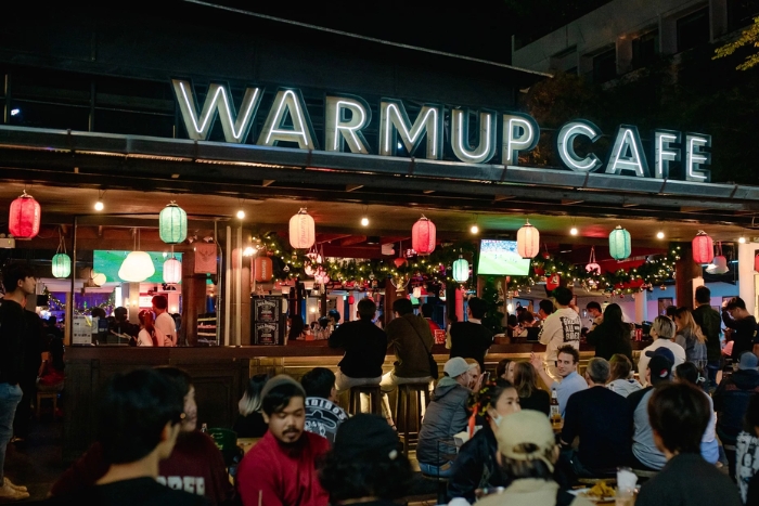 Warm Up Café : lieu incontournable de la nightlife Chiang Mai sur Nimman