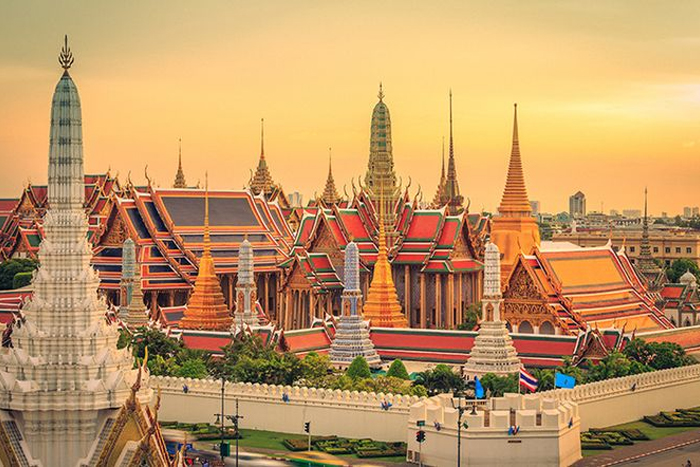 Wat Phra Kaew, temple du Bouddha d'Émeraude à Bangkok