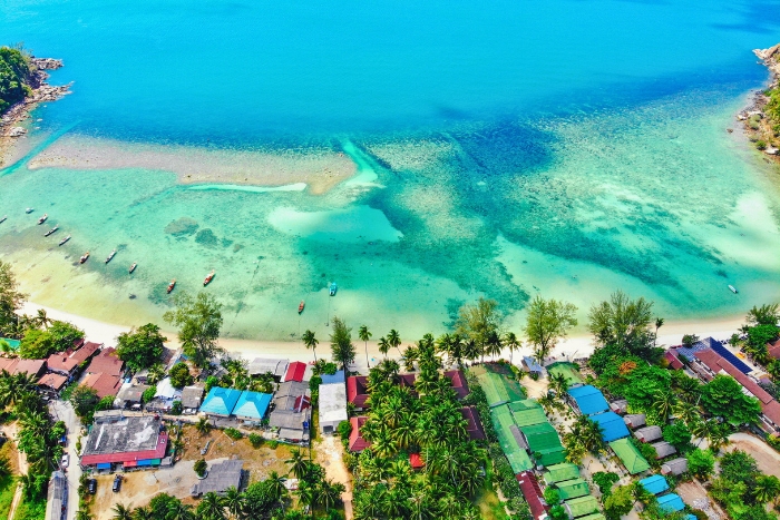 Lagon peu profond près de Koh Phangan