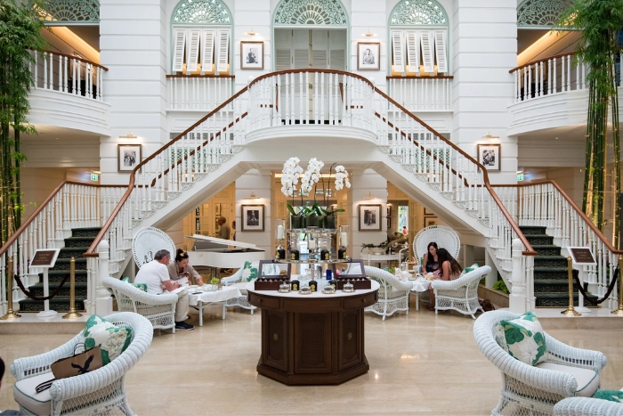 Commencer mon itinéraire de luxe en Thaïlande 1 semaine à Authors' Lounge pour le thé