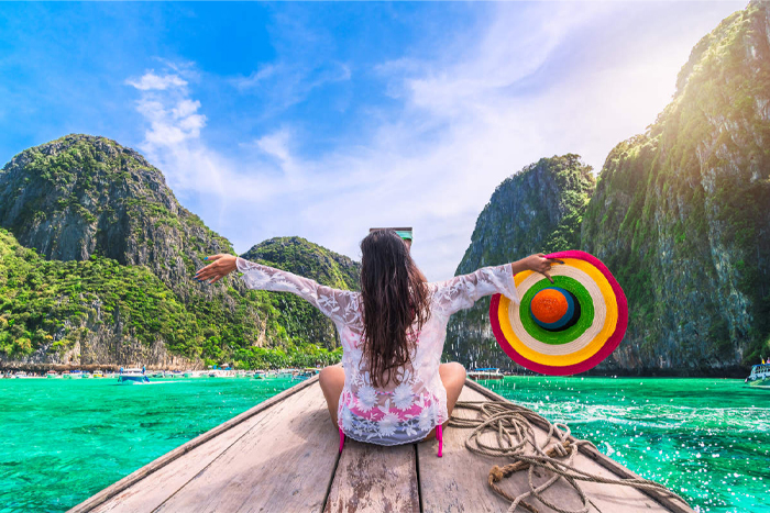 Tenue de plage appropriée en Thaïlande
