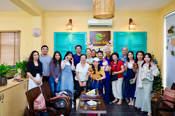 Bureau de l'agence de voyage à Hanoi