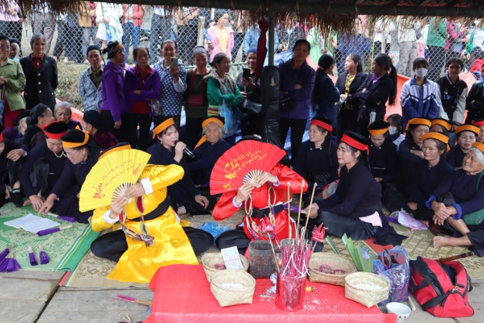 Découvrir le rituel esprit l'ethnie Tay avec le festival Nang Hai