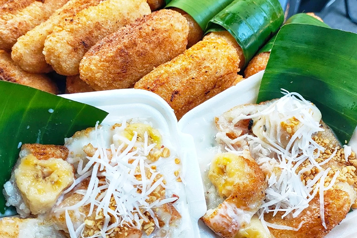 Bananes gluantes grillées ( Chuối nếp nướng )