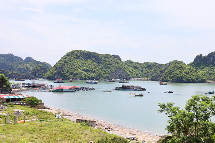 Plage de Cat Co, incontournable à Cat Ba Vietnam