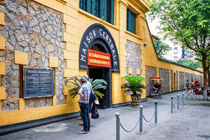 Prison de Hoa Lo