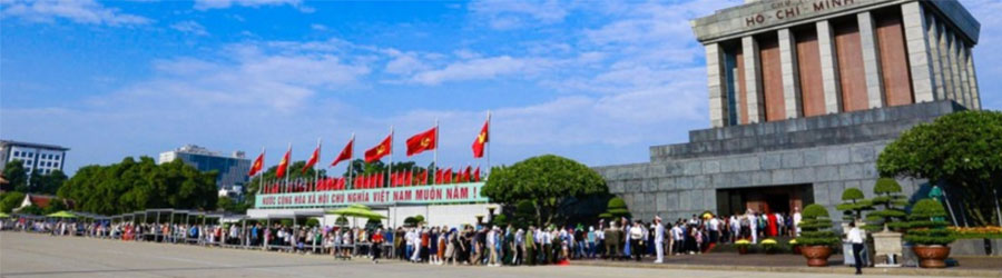 Visiter le mausolée Ho Chi Minh à Hanoi