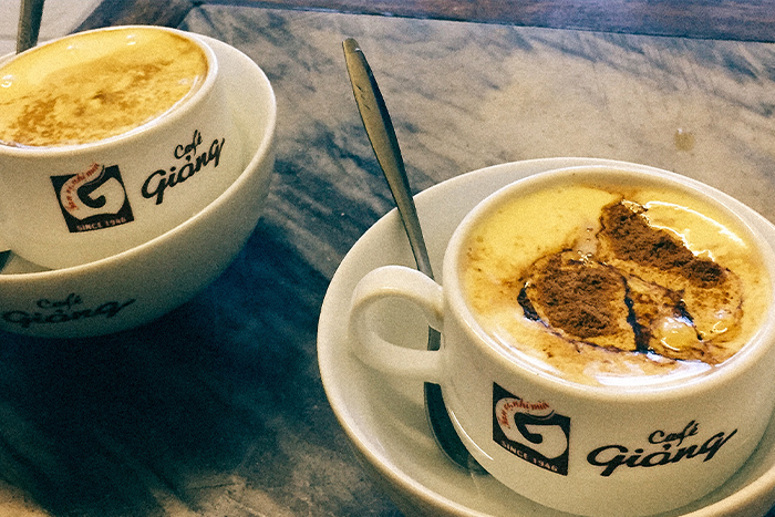 Café à l'œuf