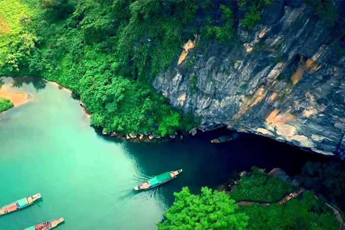 La Grotte de Phong Nha