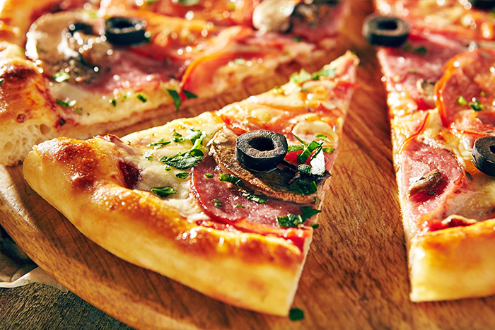 Pizza au restaurant HotTuna