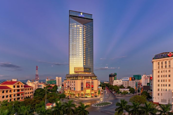Explorez et découvrez le centre commercial Vincom Plaza Hue