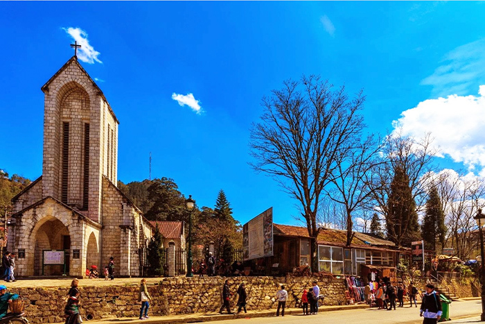Église de pierre de Sapa