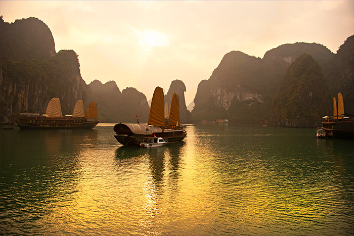 Croisière dans la Baie d'Halong
