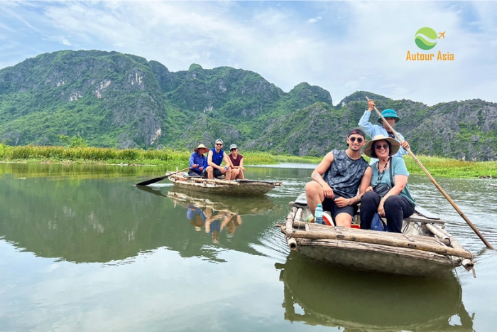 Une parenthèse paisible en sampan